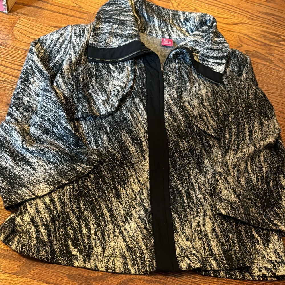 Theee Dots Full Zip Jacket - image 4